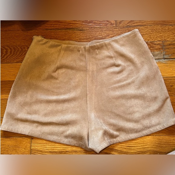 American Threads Faux Suede Shorts - Picture 4 of 6